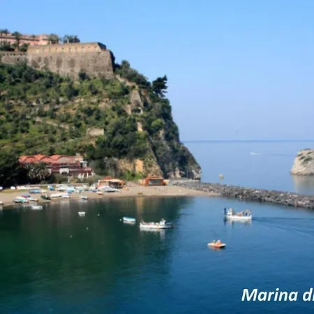 Filangieri 23 - Luxury - Sorrento Coast Bed & Breakfast *